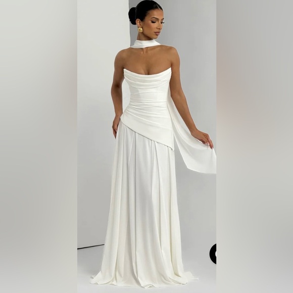 Babyboo Fashion Patricia Maxi Dress - Picture 1 of 2